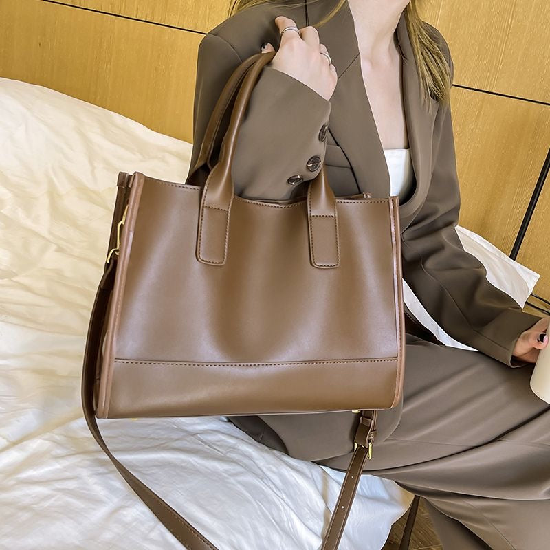 ZARA MODEL KADIN ÇAHNTA